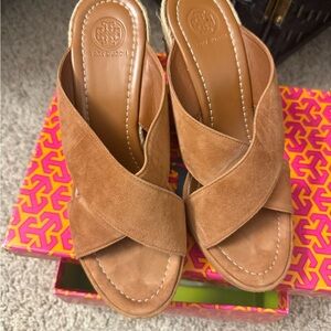 Tory Burch Tan Mules Suede Clogs